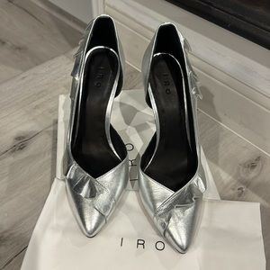 IRO D’Orsay Leather Metallic Silver Ruffle Heel Shoes. Very stylish w/Dust Bag